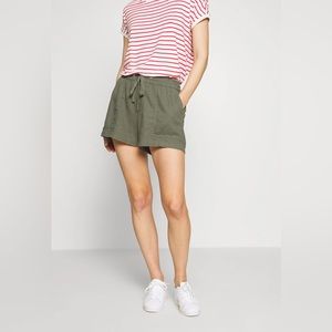 GAP Cargo Shorts